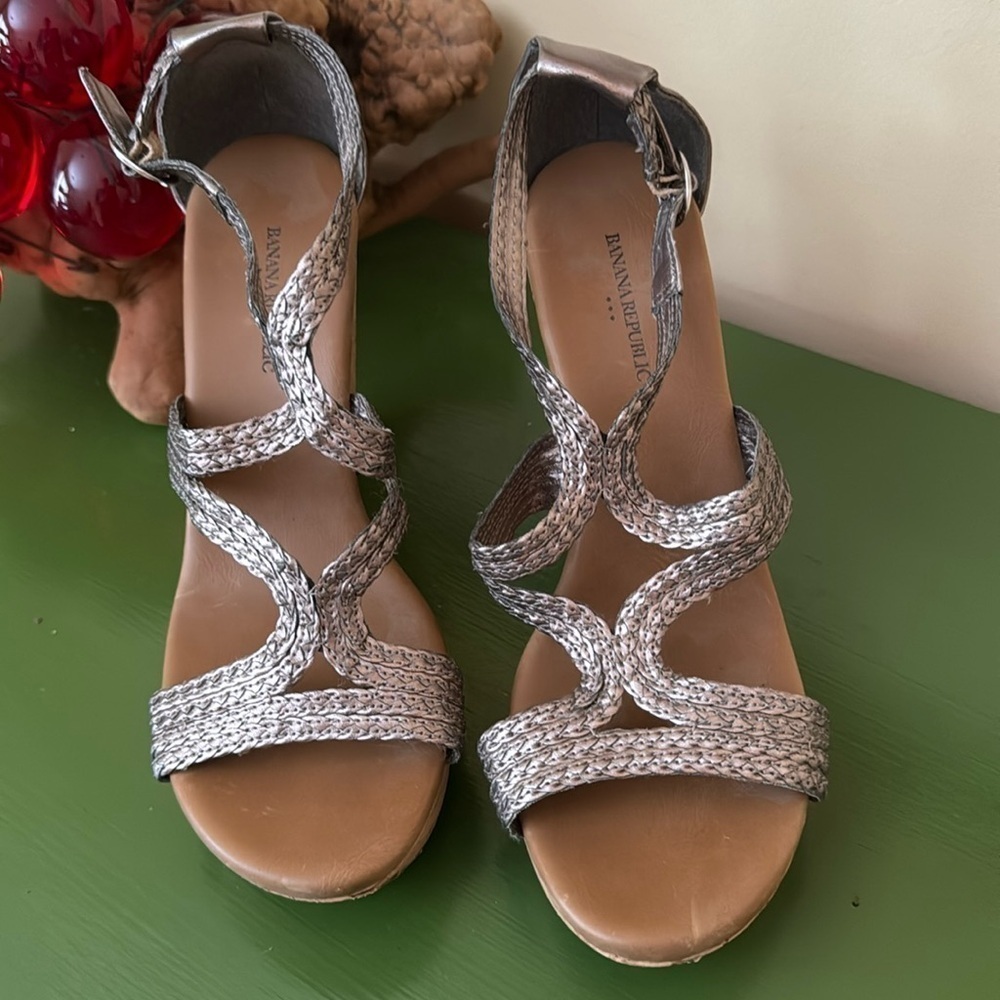 Banana Republic shoes